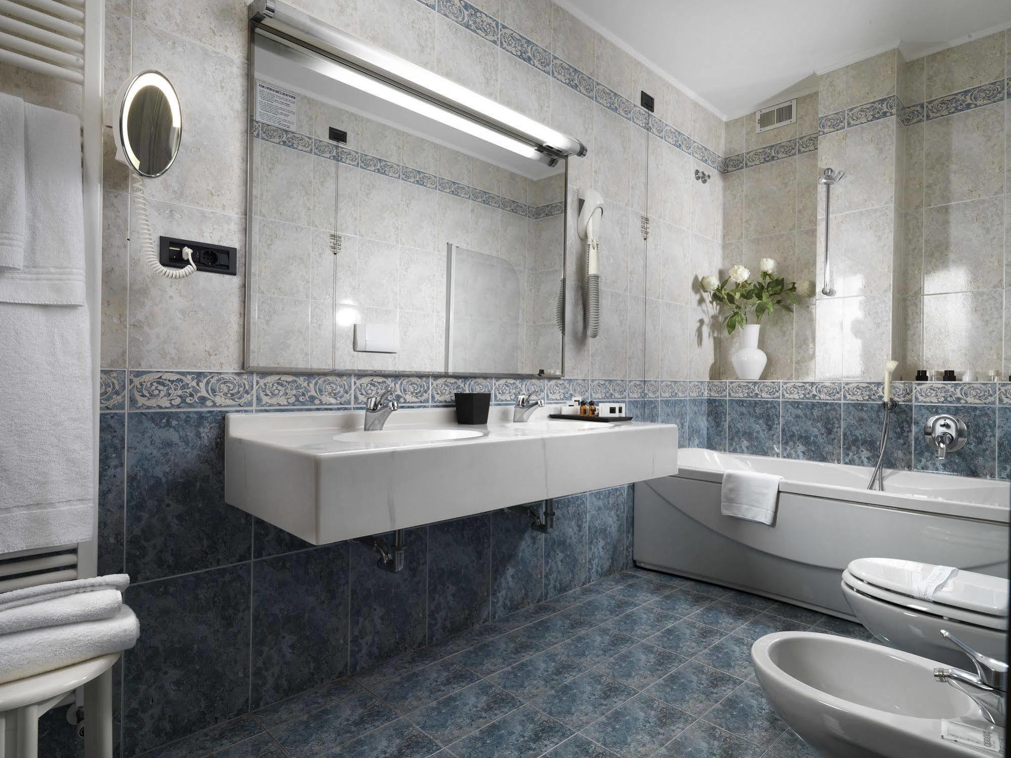 Hotel Al Pino Verde カンポザンピエーロ エクステリア 写真