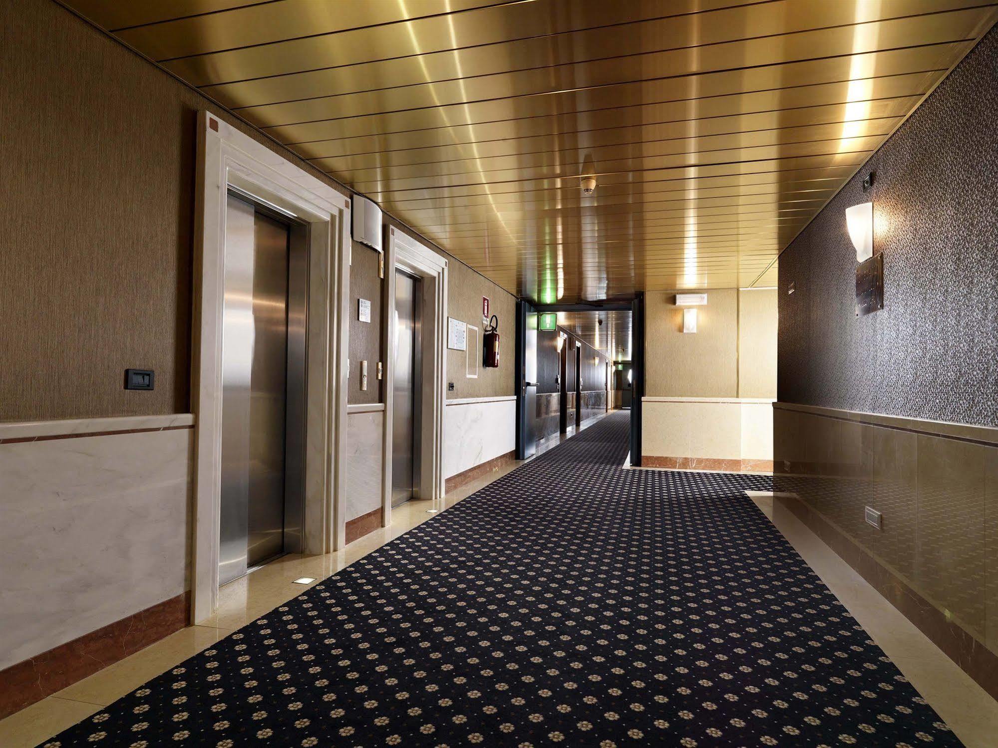 Hotel Al Pino Verde カンポザンピエーロ エクステリア 写真
